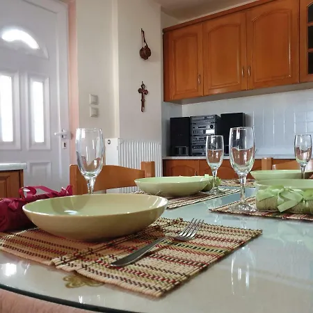 Elinas Home Appartamento Lechaio